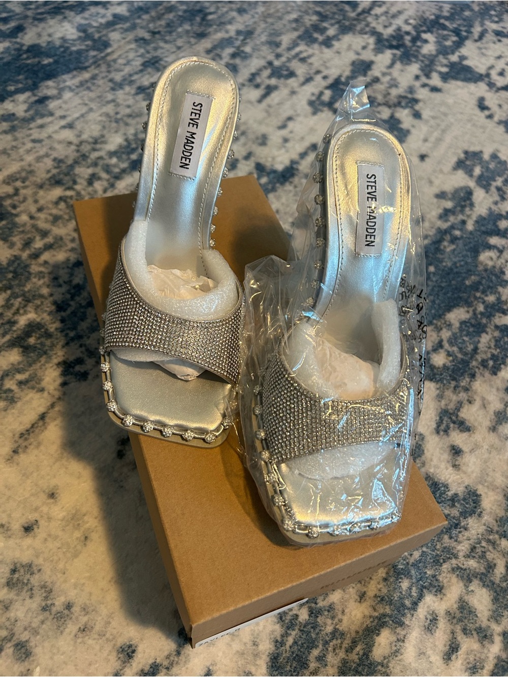 Steve Madden • Silver Rhinestone Slide Mules • 7.5 •